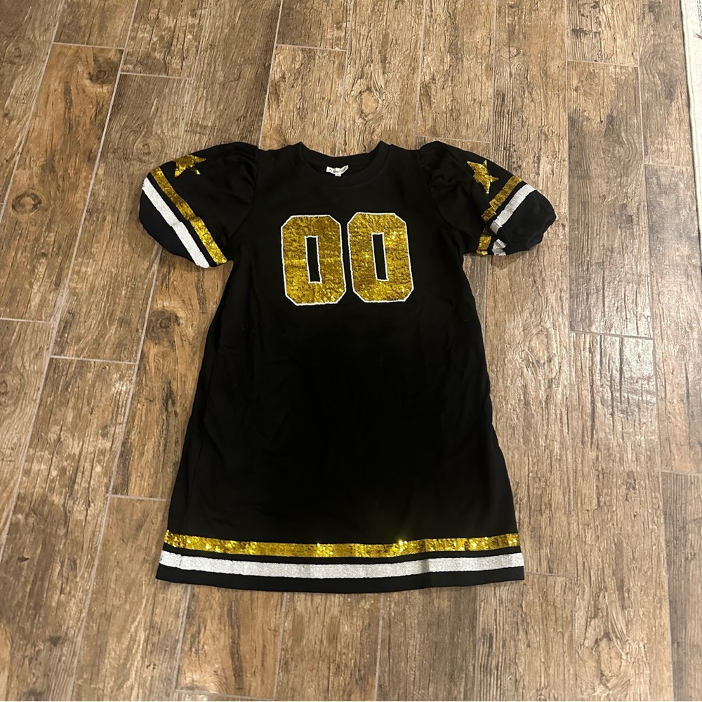 NWT Mainstrip Game Day Black & Gold Sequin Trim Dress